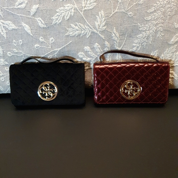 Like-New Guess Handheld / Crossbody Black Suede Bag - Picture 8 of 9